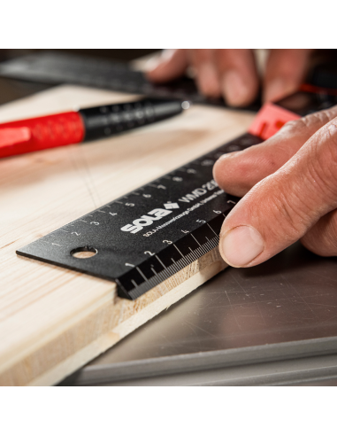 Goniometro Digitale WMD 200 Alta Precisione ±0.30° Display LCD Scala mm cm