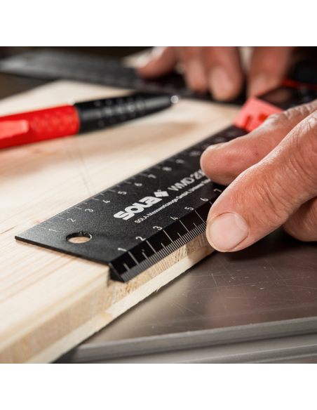 Goniometro Digitale WMD 200 Alta Precisione ±0.30° Display LCD Scala mm cm