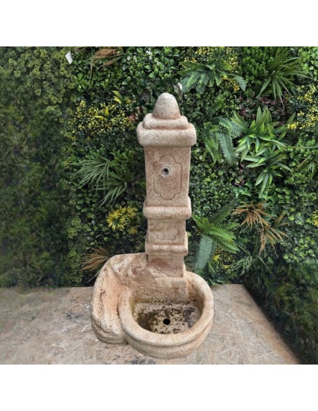 Fontana Calcestruzzo Cemento Senza Rubinetto 63x50xH.109cm Modello Castello  